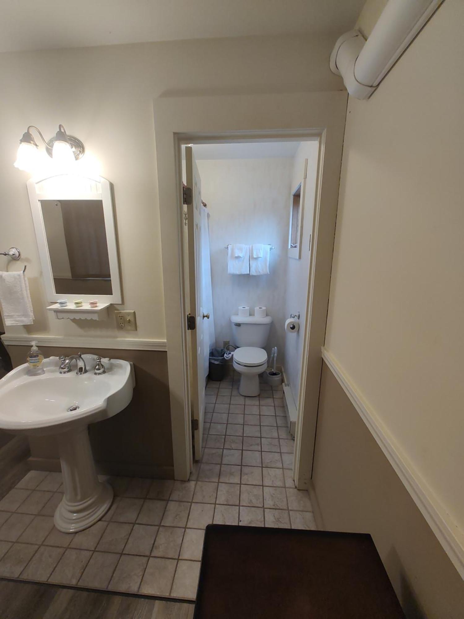 Doveberry Inn West Dover Luaran gambar